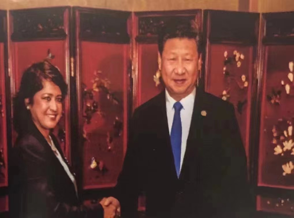 熱烈祝賀王自平院長(zhǎng)在國(guó)際健康發(fā)展大會(huì)期間受到意大利第56任總理及毛里求斯共和國(guó)第6任總統(tǒng)親切接見(jiàn)